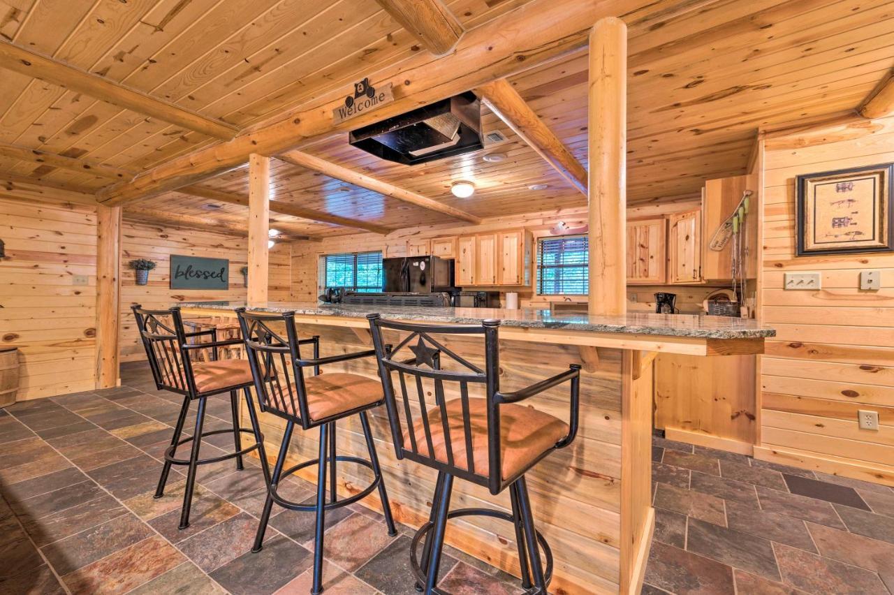 Вілла Broken Bow Retreat On 2 Acres With Hot Tub And Deck! Екстер'єр фото