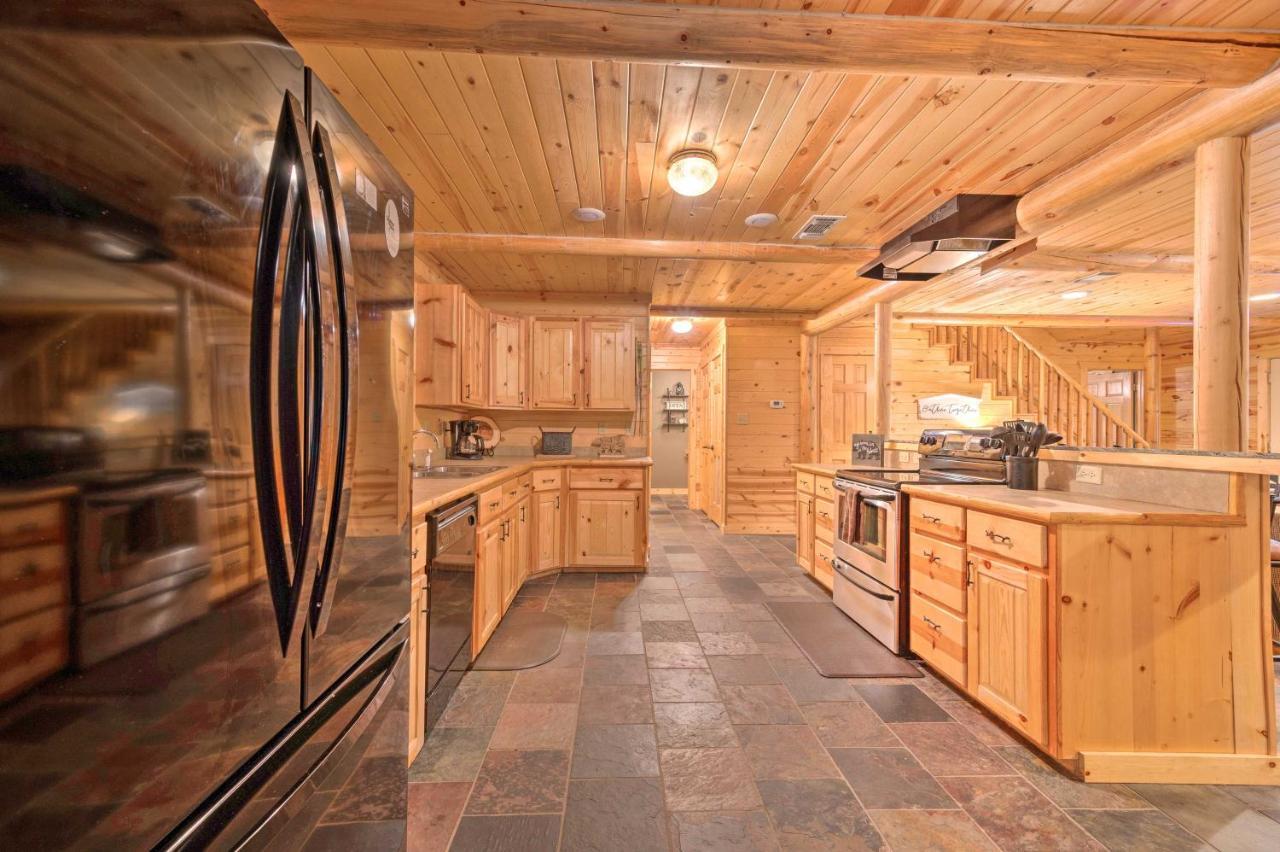 Вілла Broken Bow Retreat On 2 Acres With Hot Tub And Deck! Екстер'єр фото