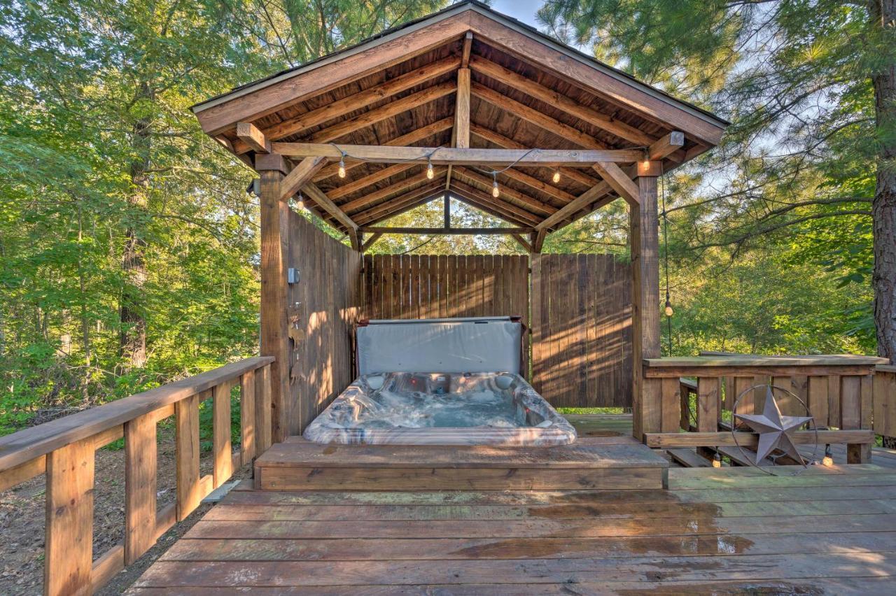 Вілла Broken Bow Retreat On 2 Acres With Hot Tub And Deck! Екстер'єр фото
